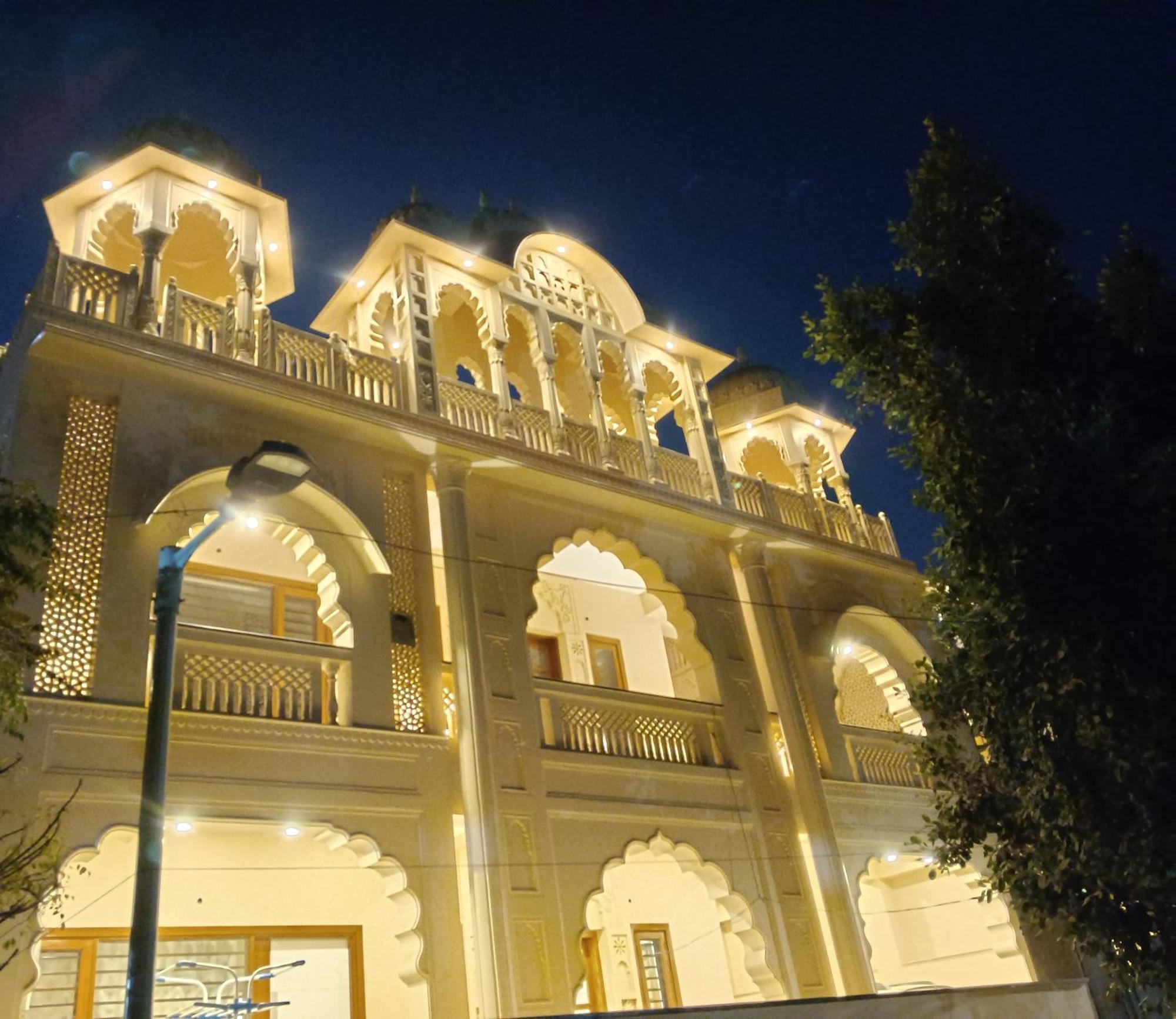 Gupta Vilas - A Boutique Homestay Агра Экстерьер фото